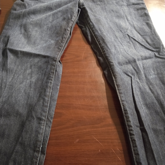 Jeans - Picture 2 of 3